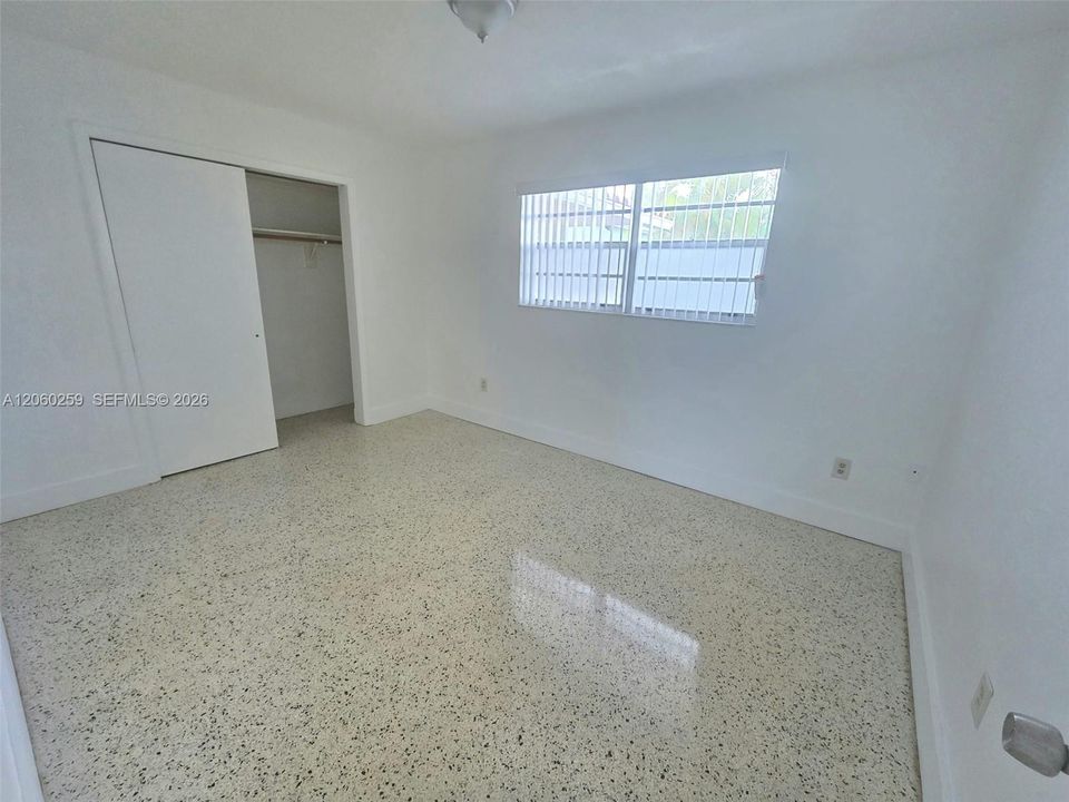 En Renta: $2,400 (2 camas, 1 baños, 760 Pies cuadrados)