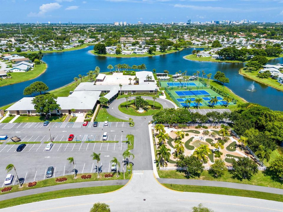 Club House & Amenities