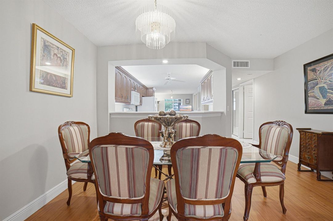 Den-Dining Area-B