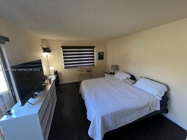 En Venta: $595,000 (3 camas, 2 baños, 1712 Pies cuadrados)