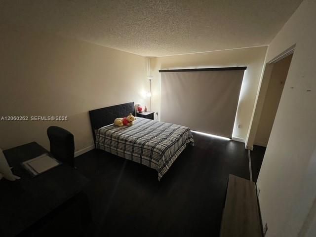 En Venta: $595,000 (3 camas, 2 baños, 1712 Pies cuadrados)