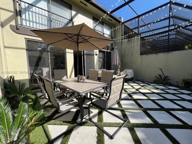 En Venta: $595,000 (3 camas, 2 baños, 1712 Pies cuadrados)
