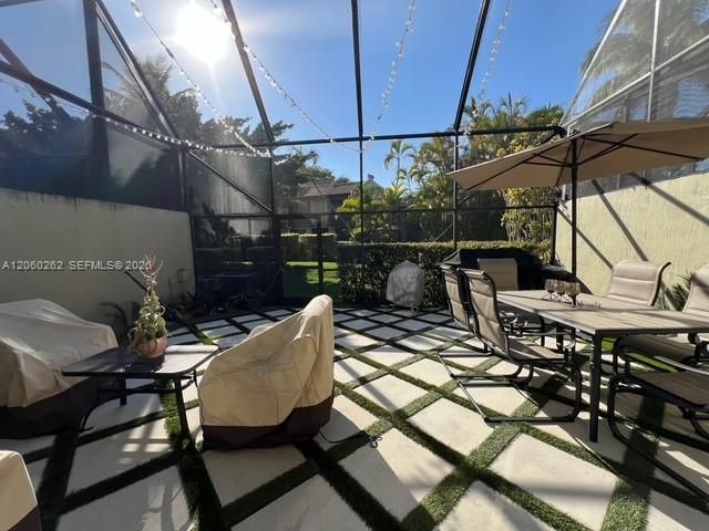 En Venta: $595,000 (3 camas, 2 baños, 1712 Pies cuadrados)