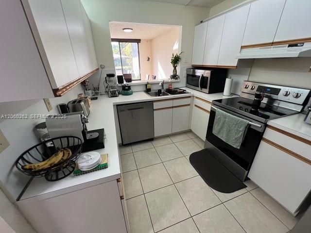 En Venta: $595,000 (3 camas, 2 baños, 1712 Pies cuadrados)