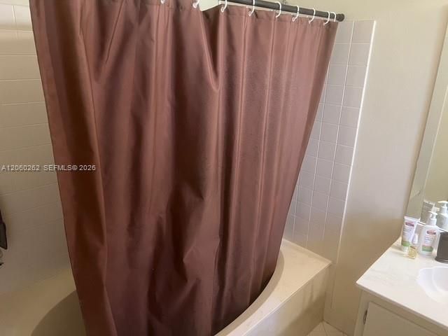 En Venta: $595,000 (3 camas, 2 baños, 1712 Pies cuadrados)