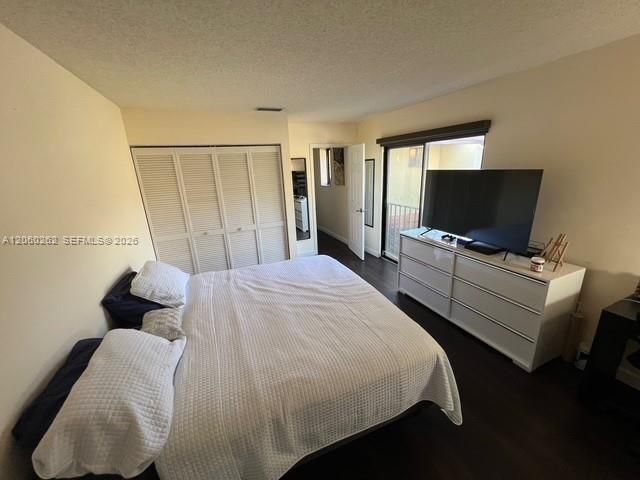 En Venta: $595,000 (3 camas, 2 baños, 1712 Pies cuadrados)