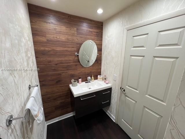 En Venta: $595,000 (3 camas, 2 baños, 1712 Pies cuadrados)