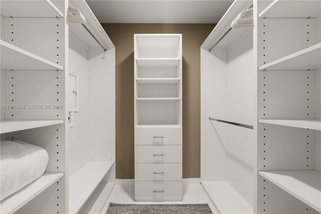 En Renta: $9,500 (3 camas, 3 baños, 1547 Pies cuadrados)