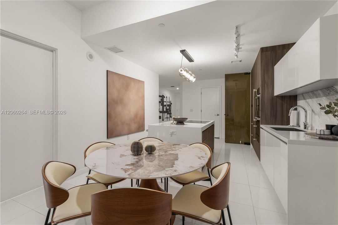 En Renta: $9,500 (3 camas, 3 baños, 1547 Pies cuadrados)