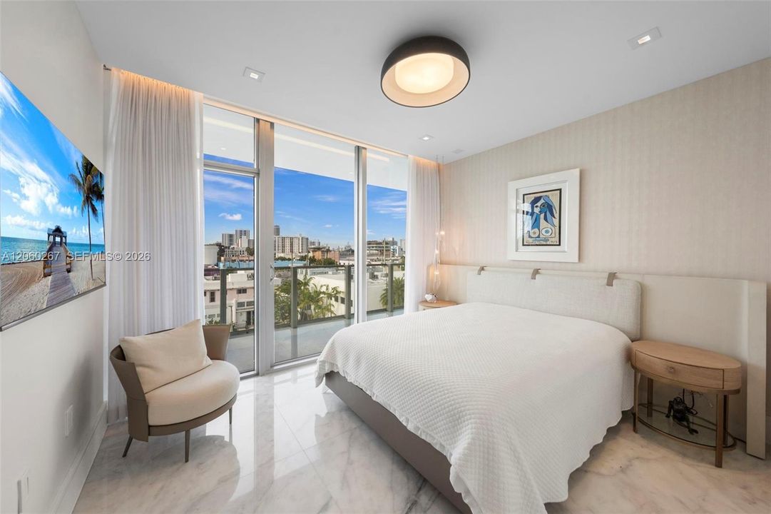 For Sale: $5,595,000 (3 beds, 3 baths, 2734 Square Feet)