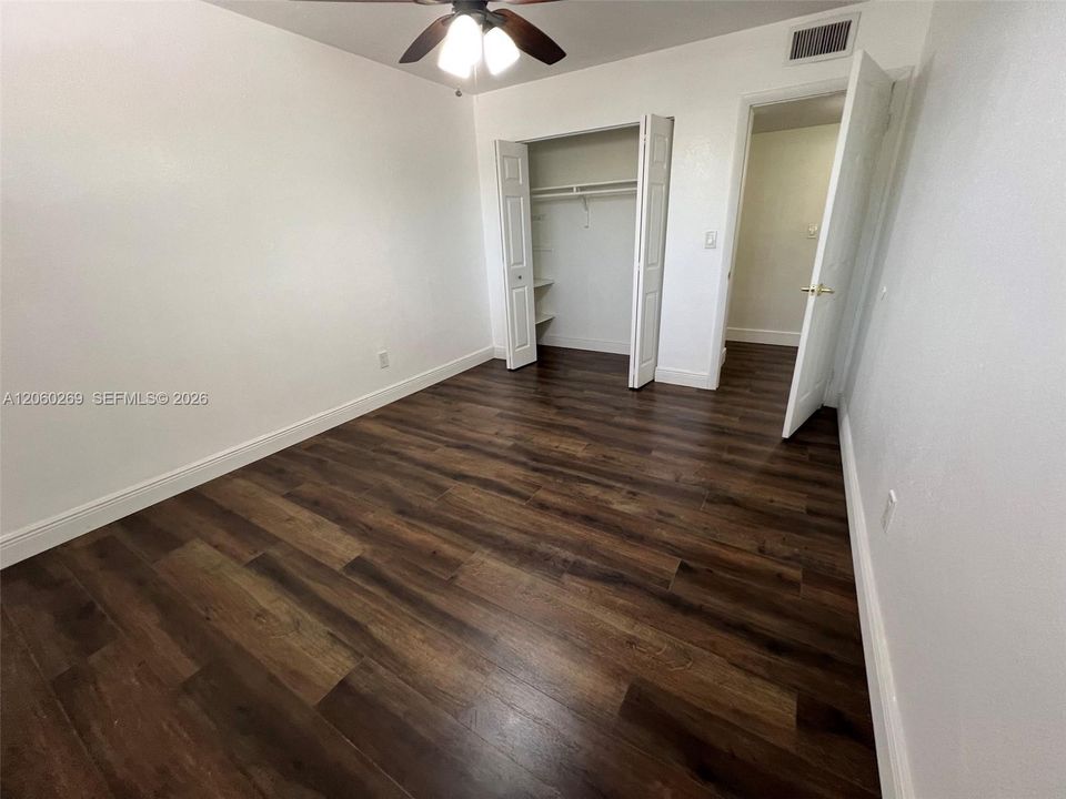 В аренду: $3,400 (3 спален, 2 ванн, 1720 Квадратных фут)