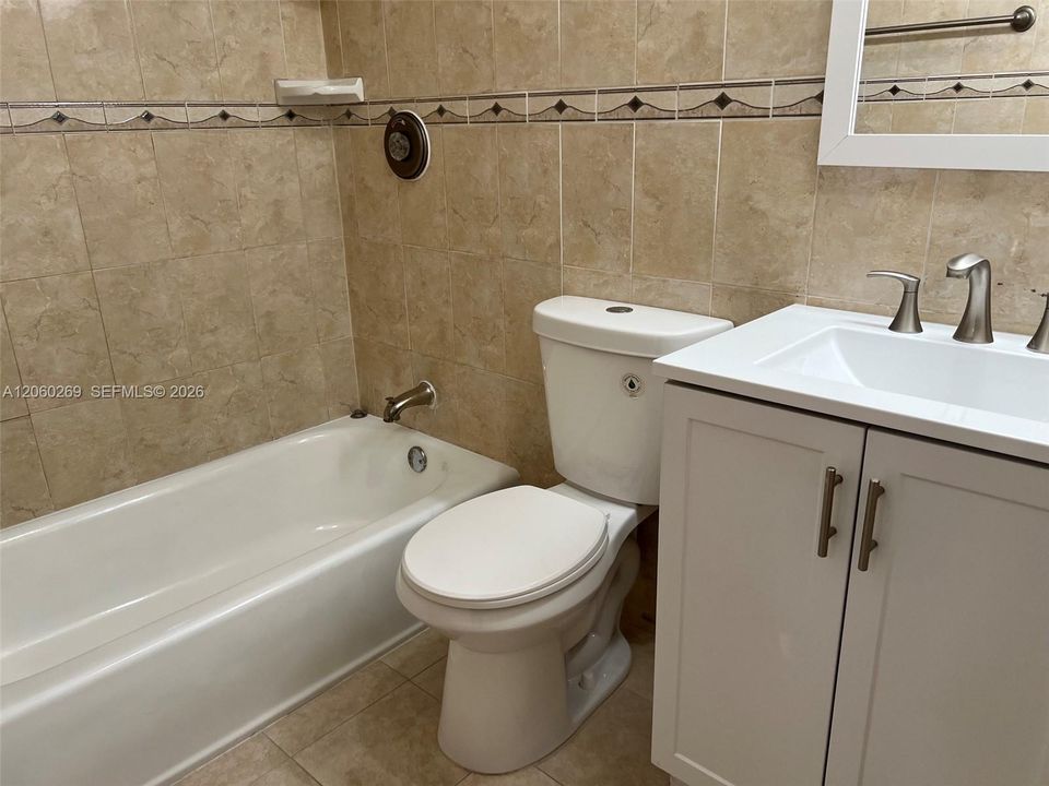 В аренду: $3,400 (3 спален, 2 ванн, 1720 Квадратных фут)