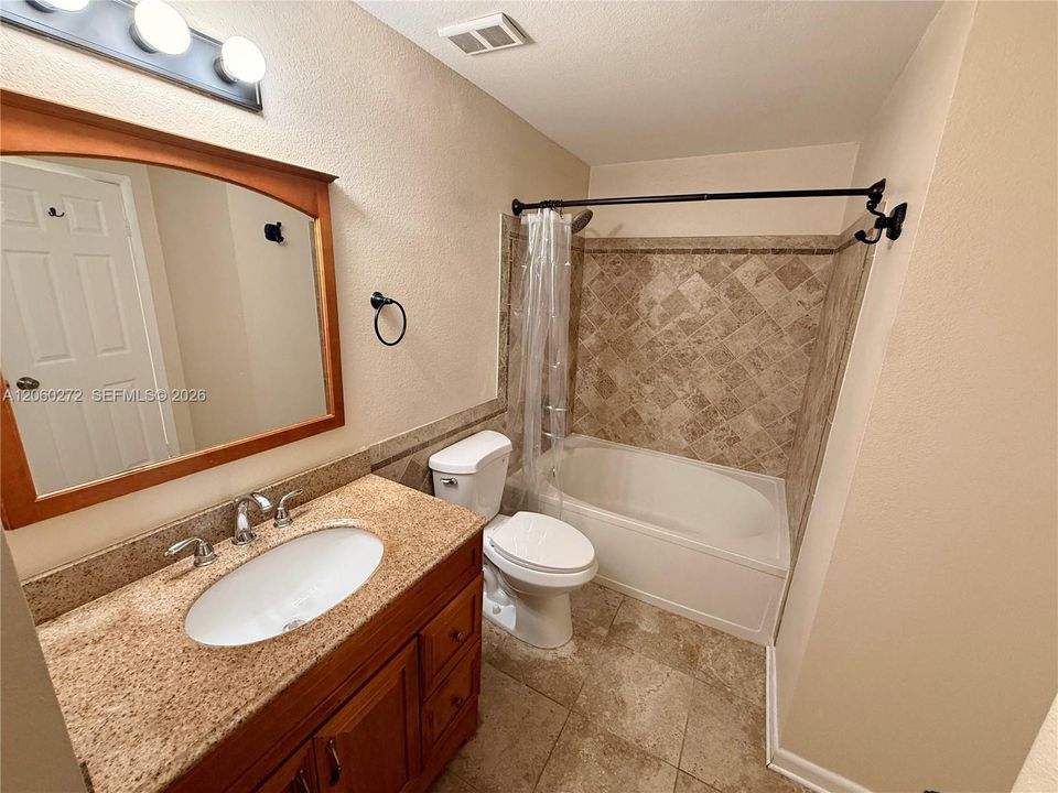 В аренду: $2,050 (1 спален, 1 ванн, 934 Квадратных фут)
