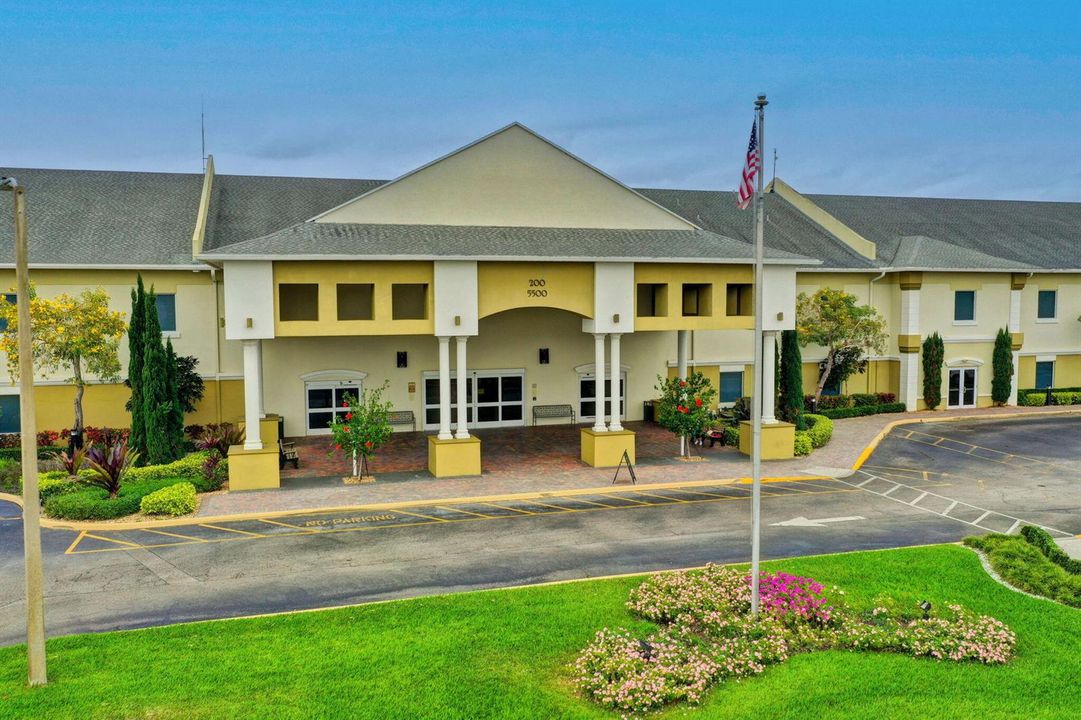44-web-or-mls-44_century village main cl