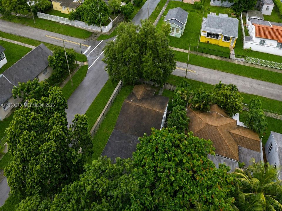 En Venta: $599,000 (4 camas, 3 baños, 1458 Pies cuadrados)