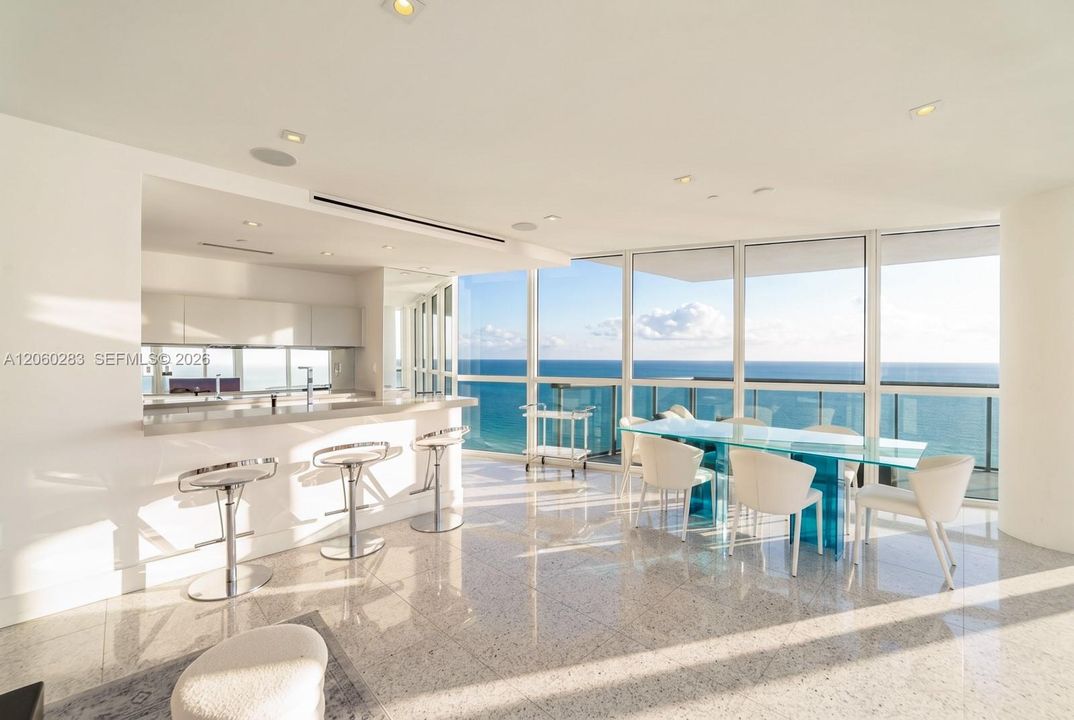 For Sale: $5,200,000 (2 beds, 2 baths, 1141 Square Feet)