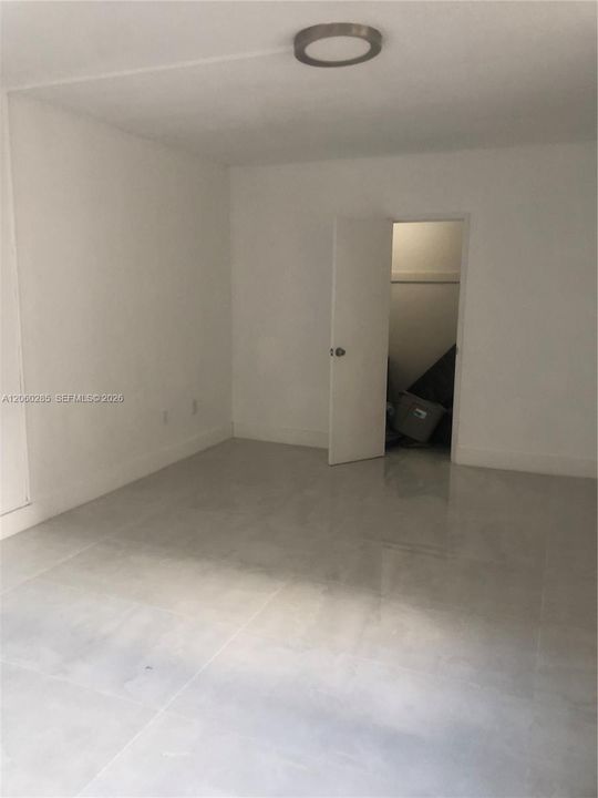 В аренду: $4,700 (2 спален, 2 ванн, 1434 Квадратных фут)