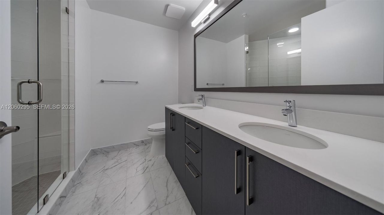 For Rent: $2,290 (0 beds, 1 baths, 567 Square Feet)