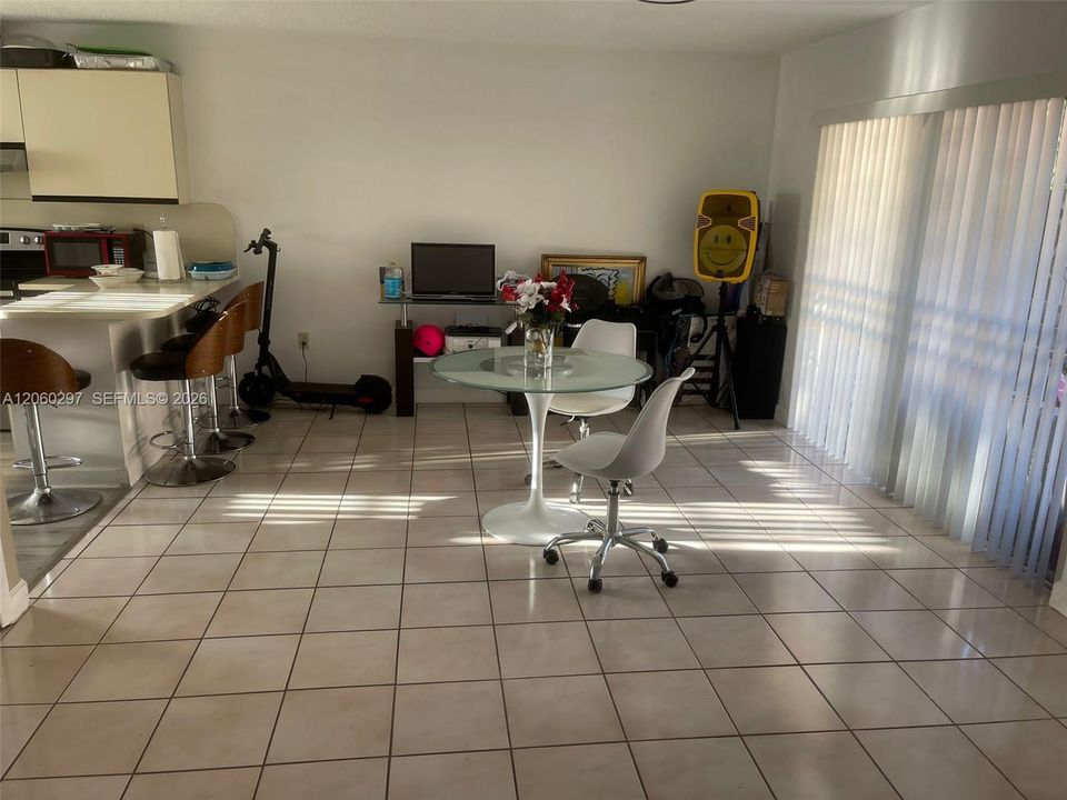 En Renta: $2,800 (3 camas, 2 baños, 1340 Pies cuadrados)
