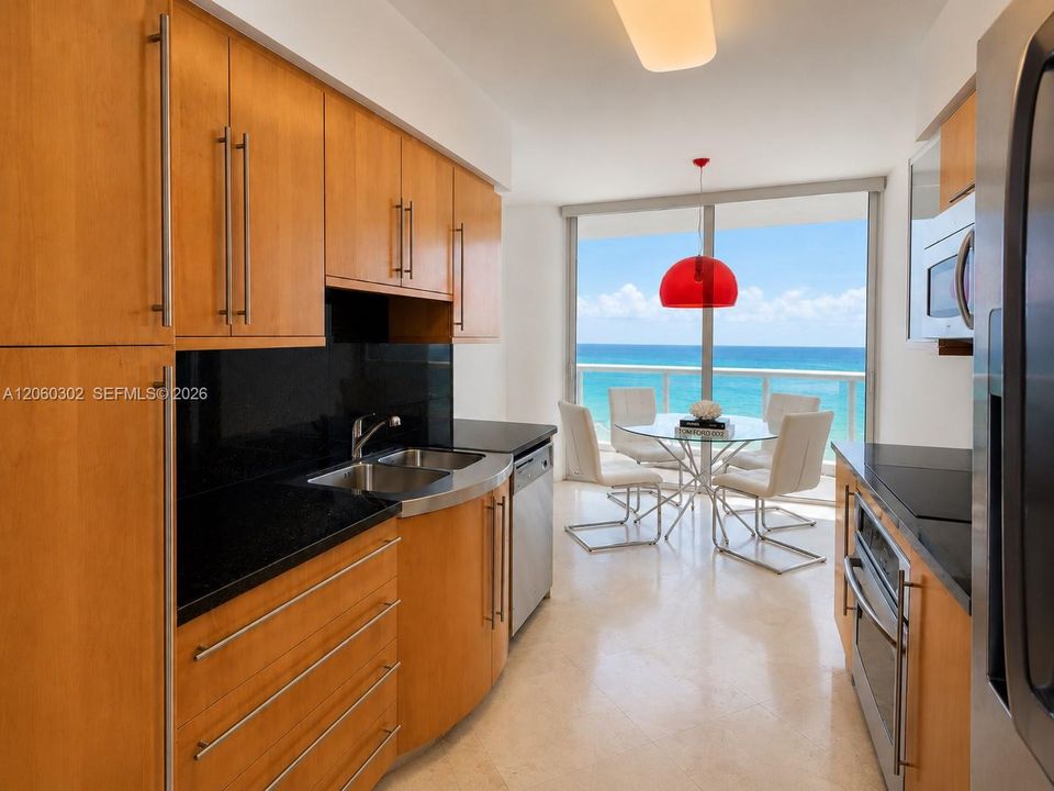 En Venta: $1,575,000 (2 camas, 2 baños, 1392 Pies cuadrados)
