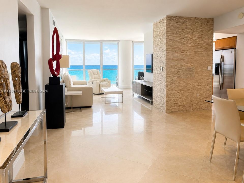 En Venta: $1,575,000 (2 camas, 2 baños, 1392 Pies cuadrados)