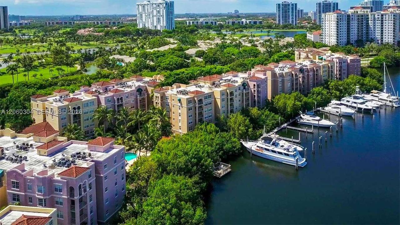 For Sale: $455,000 (2 beds, 2 baths, 1150 Square Feet)