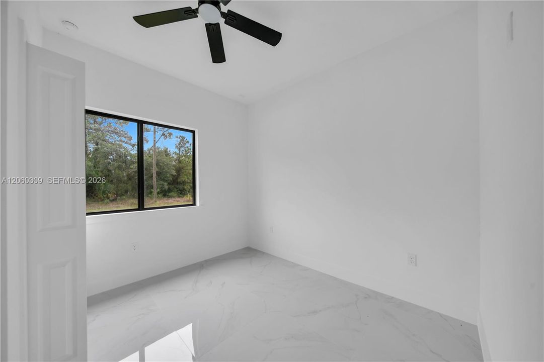 En Venta: $304,999 (3 camas, 2 baños, 1200 Pies cuadrados)