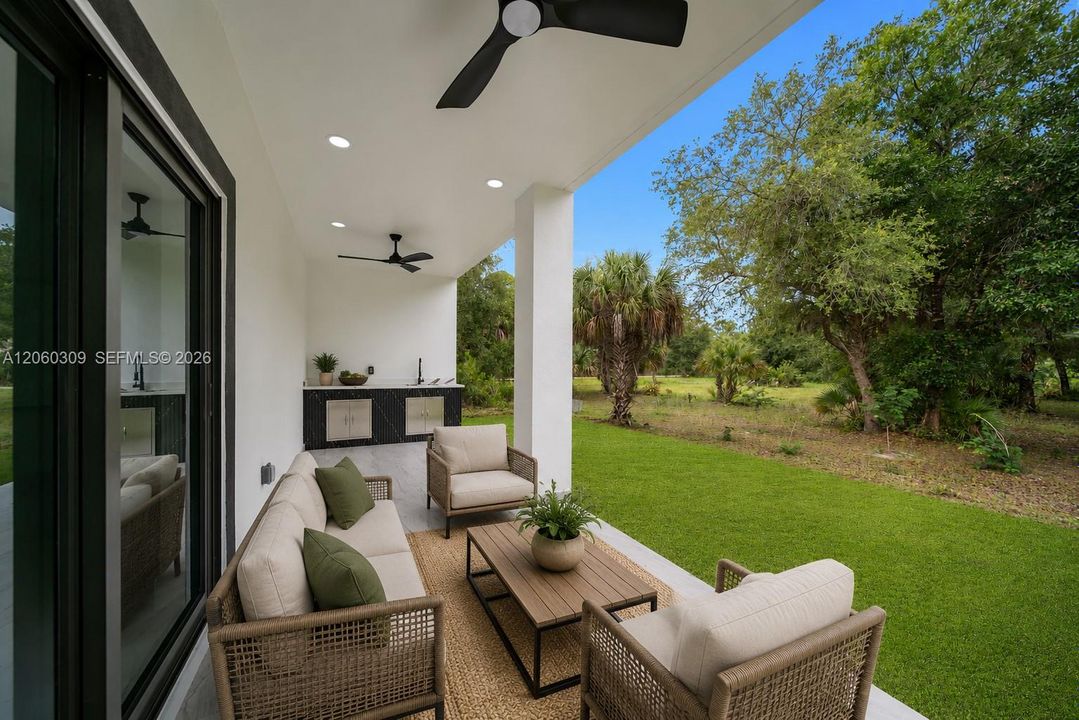 En Venta: $304,999 (3 camas, 2 baños, 1200 Pies cuadrados)