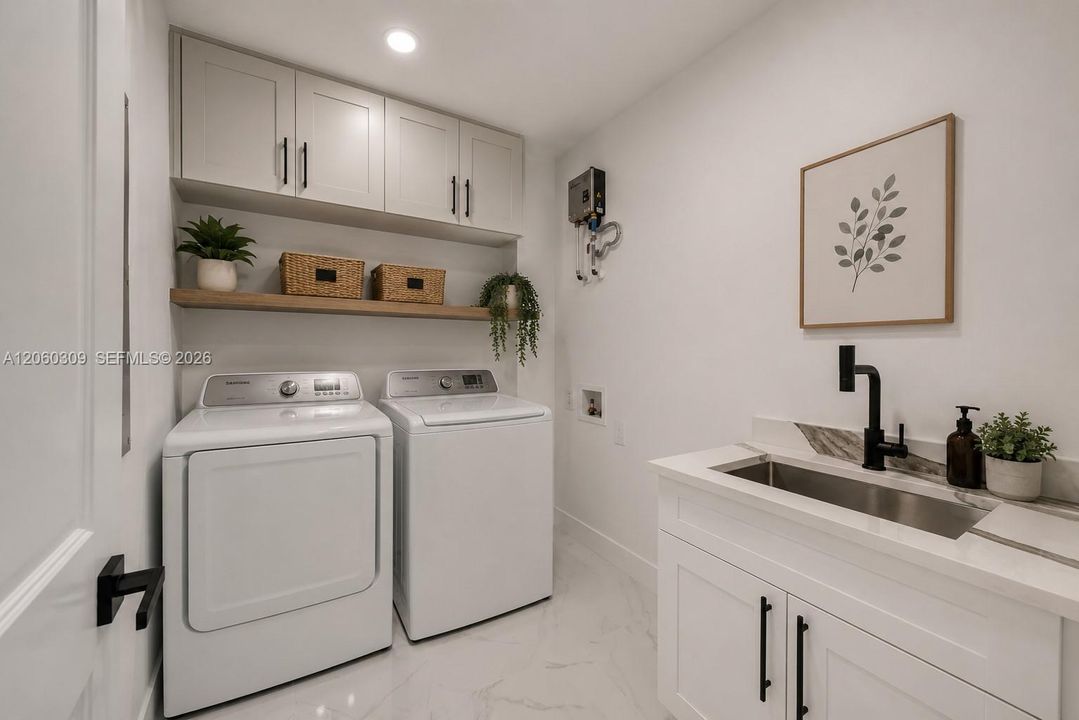 En Venta: $304,999 (3 camas, 2 baños, 1200 Pies cuadrados)