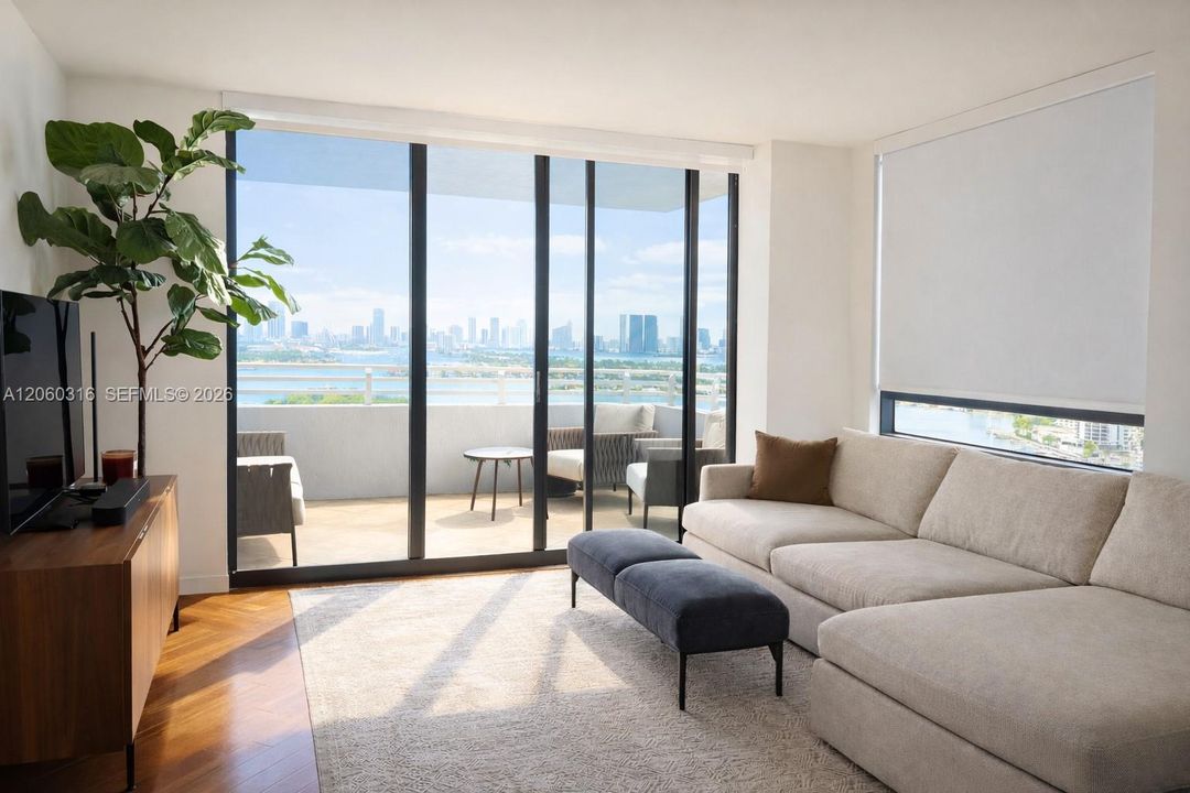 В аренду: $5,650 (2 спален, 2 ванн, 1262 Квадратных фут)