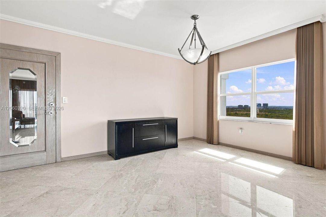 На продажу: $530,000 (2 спален, 2 ванн, 1350 Квадратных фут)