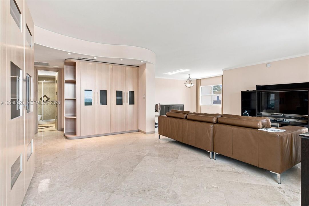 На продажу: $530,000 (2 спален, 2 ванн, 1350 Квадратных фут)
