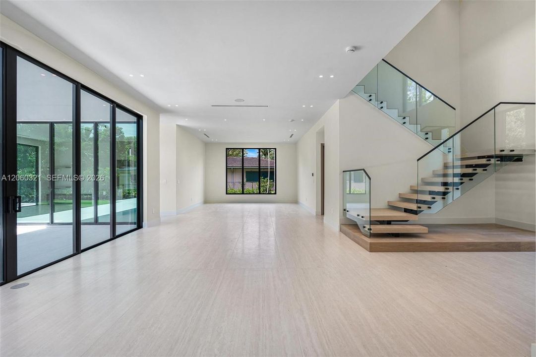 For Sale: $5,600,000 (5 beds, 6 baths, 4699 Square Feet)
