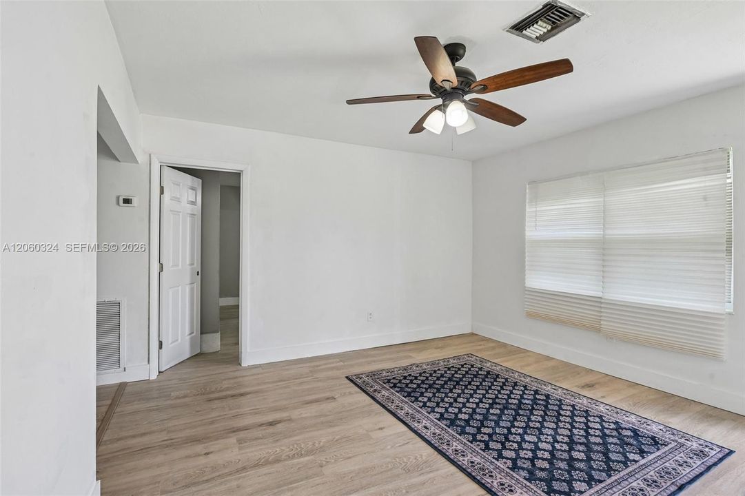 En Venta: $620,000 (0 camas, 0 baños, 1890 Pies cuadrados)
