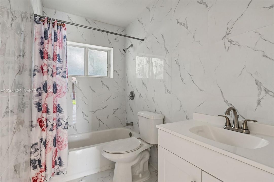 En Venta: $620,000 (0 camas, 0 baños, 1890 Pies cuadrados)