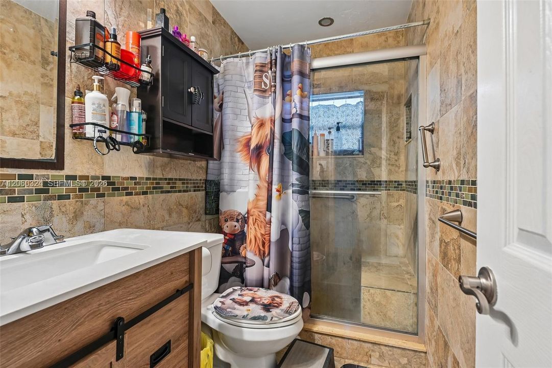 En Venta: $620,000 (0 camas, 0 baños, 1890 Pies cuadrados)