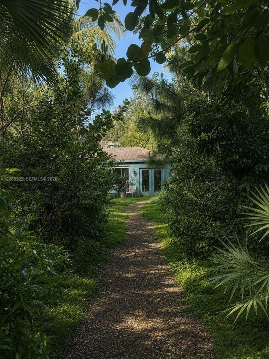 En Venta: $3,300,000 (3 camas, 2 baños, 1711 Pies cuadrados)