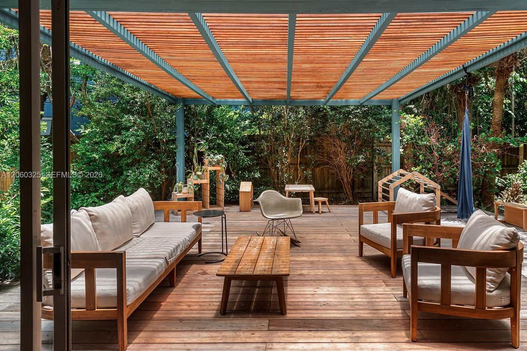 En Venta: $3,300,000 (3 camas, 2 baños, 1711 Pies cuadrados)