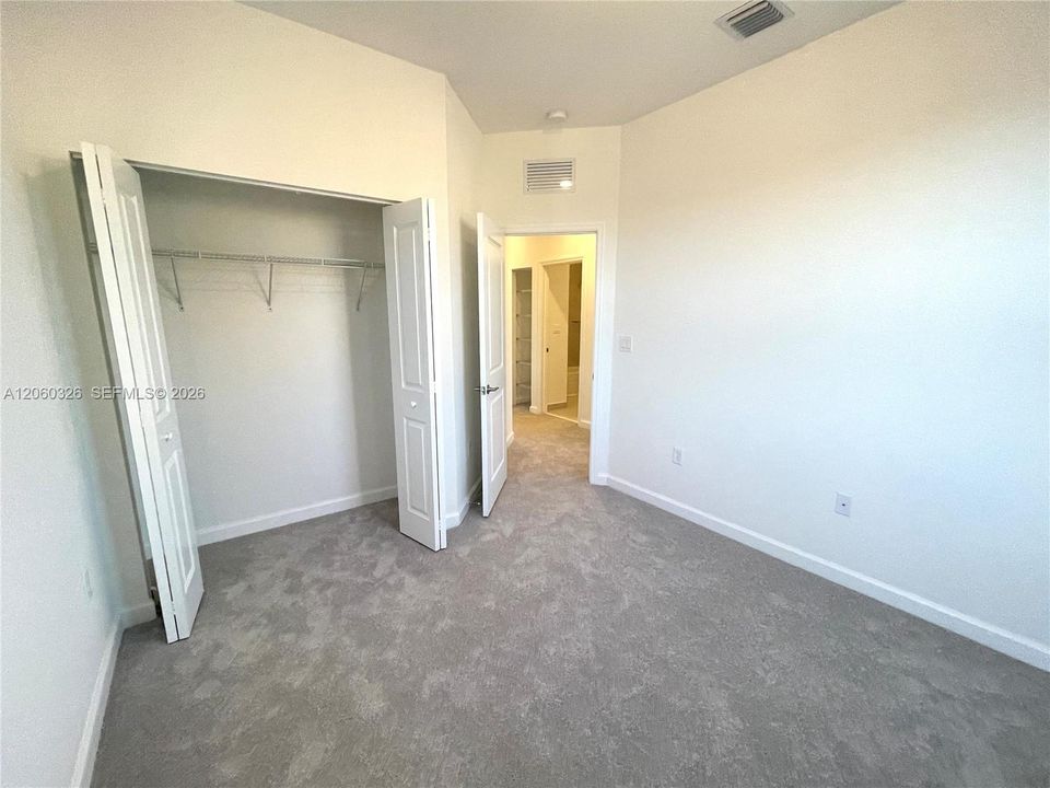 For Rent: $3,000 (3 beds, 2 baths, 1812 Square Feet)