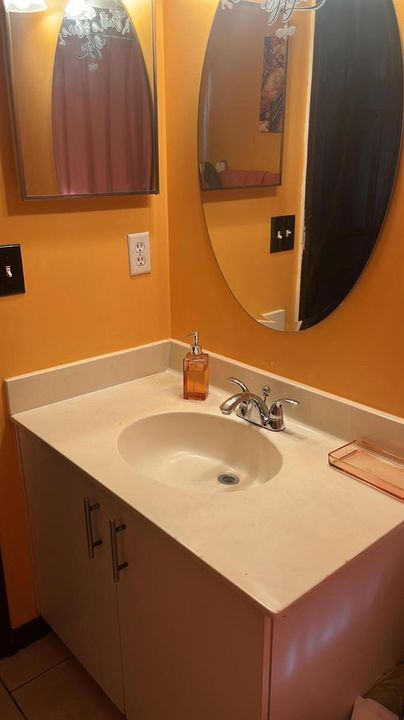 Bathroom #2(2)