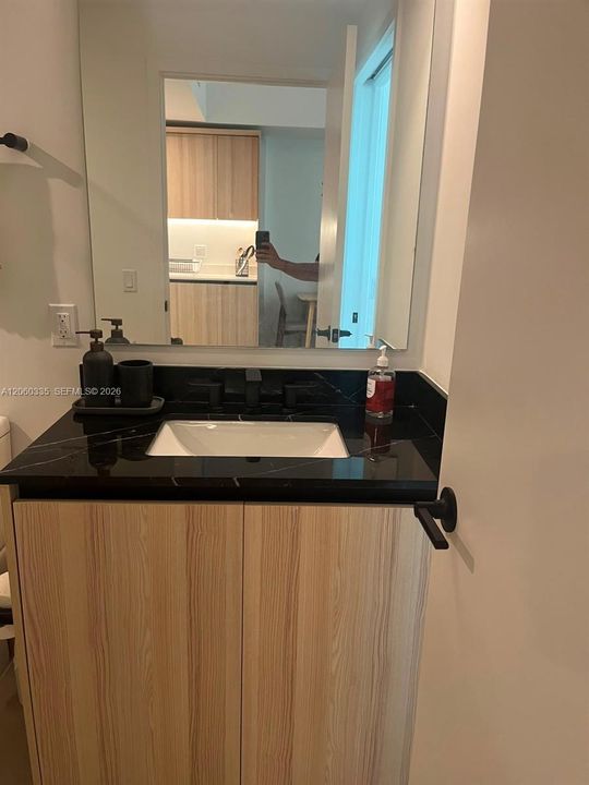 В аренду: $3,200 (1 спален, 1 ванн, 527 Квадратных фут)