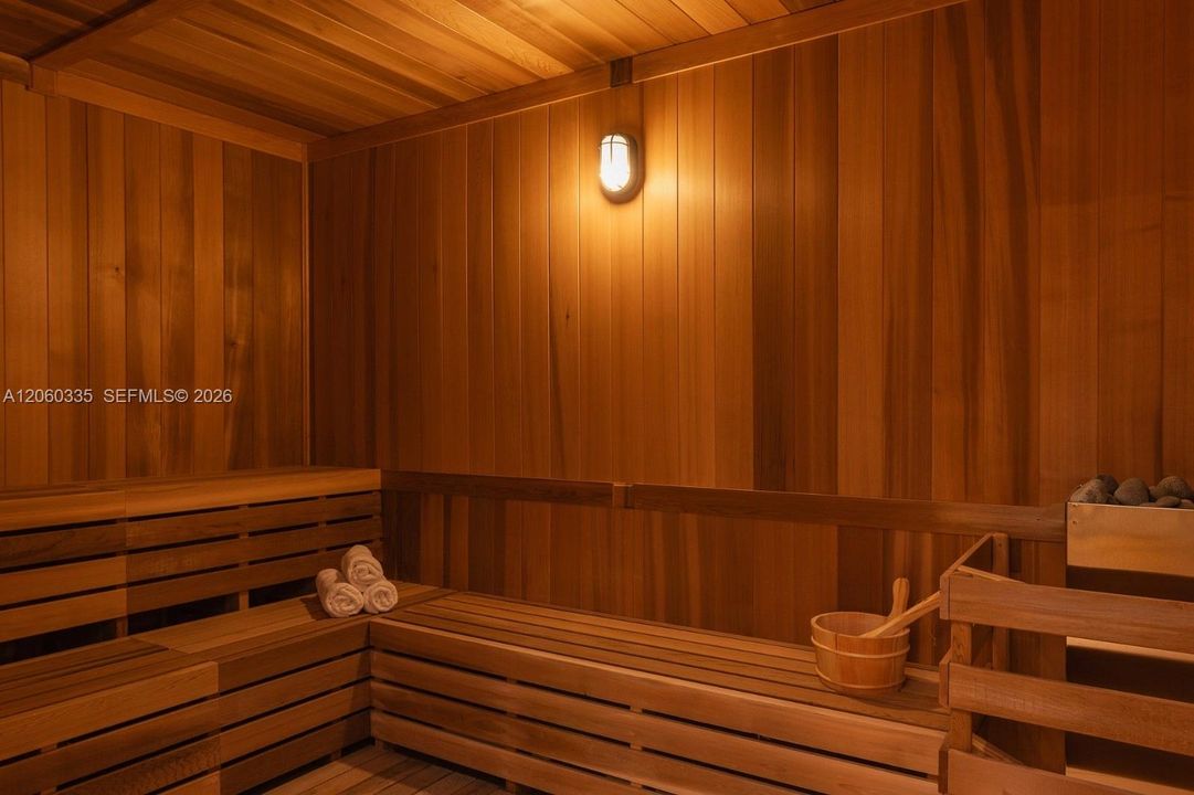 В аренду: $3,200 (1 спален, 1 ванн, 527 Квадратных фут)