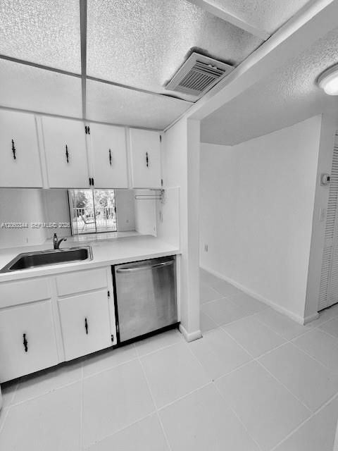 For Sale: $155,000 (1 beds, 1 baths, 658 Square Feet)