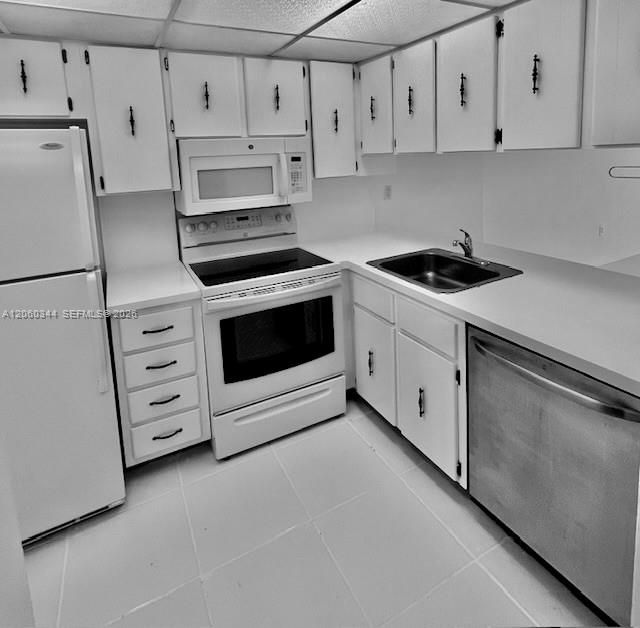 For Sale: $155,000 (1 beds, 1 baths, 658 Square Feet)