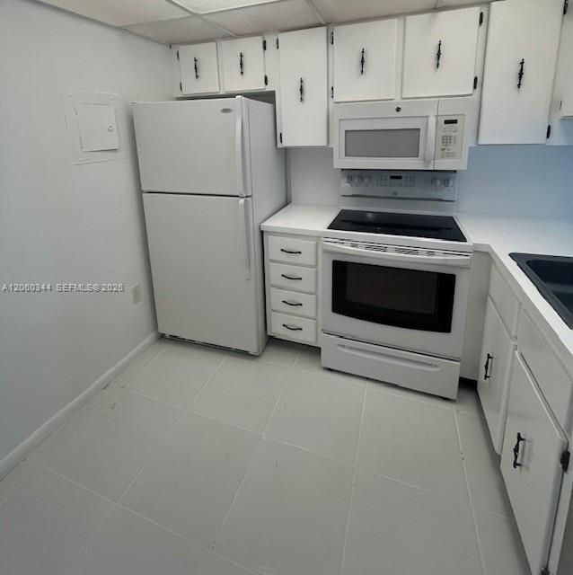 For Sale: $155,000 (1 beds, 1 baths, 658 Square Feet)