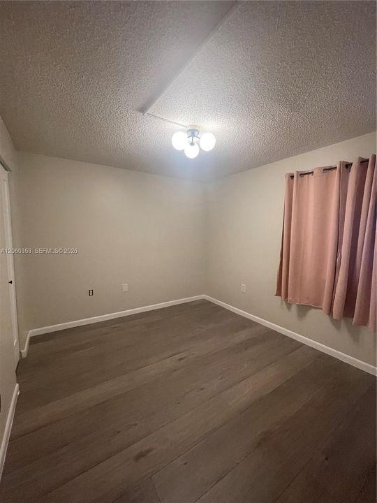 В аренду: $2,600 (2 спален, 2 ванн, 815 Квадратных фут)