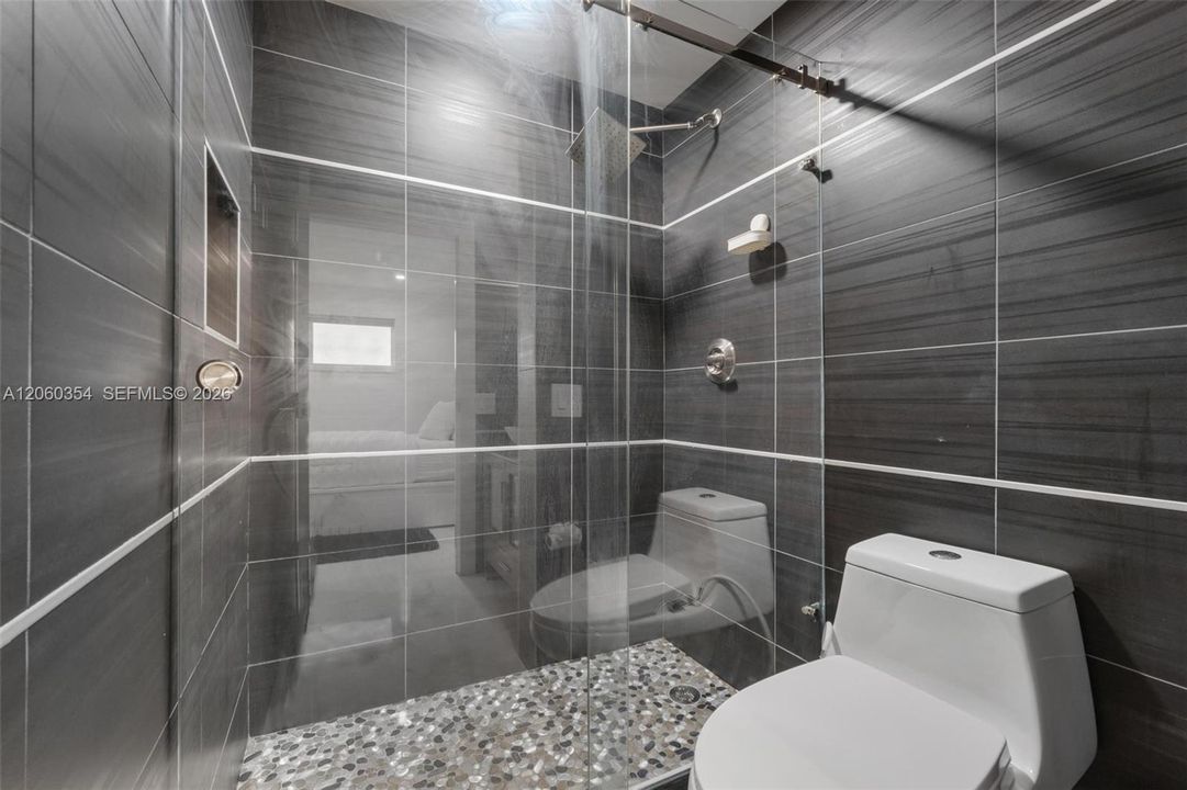 В аренду: $3,300 (2 спален, 2 ванн, 944 Квадратных фут)