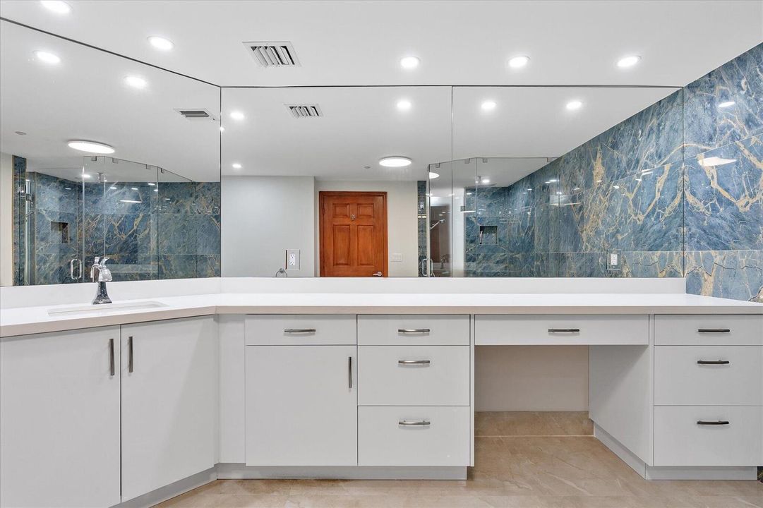27-3100 N Ocean Blvd apt 1210_050