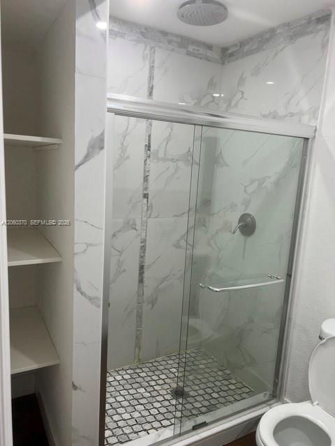 На продажу: $615,000 (4 спален, 4 ванн, 1599 Квадратных фут)