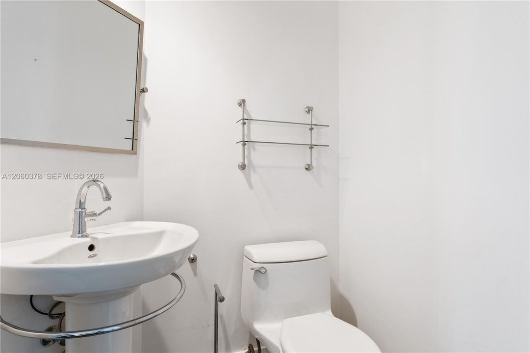 В аренду: $5,950 (3 спален, 2 ванн, 1397 Квадратных фут)